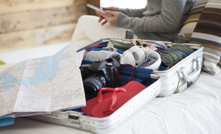 Jak oszczędzić na podróżach służbowych