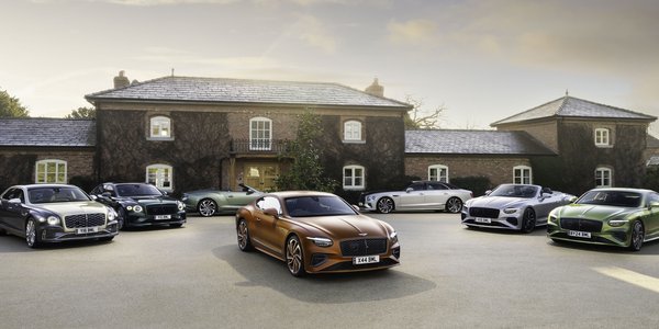 Bentley nie zwalnia tempa. Siódmy rok na plusie – mimo trudnych czasów