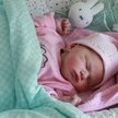Myślała, że ma kamienie nerkowe. Urodziła trojaczki
