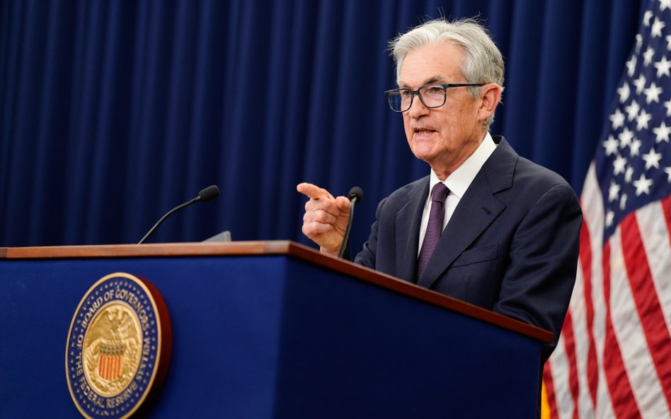 Jerome Powell, szef Fedu, jak dotąd twardo opierał się naciskom z Białego Domu, by ciąć stopy procen