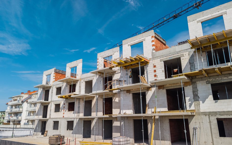 Ostatni kwartał 2025 r. spodziewany jest jako najmocniejszy pod względem sprzedaży ze względu na fes