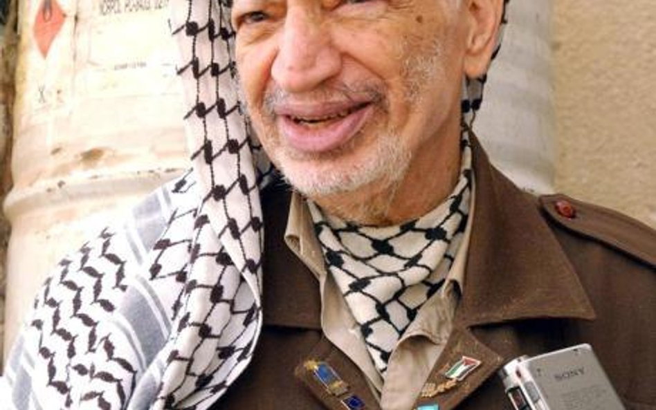 Przywódca Palestyńczyków Jaser Arafat zmarł 11 listopada 2004 r. po kilkunastu dniach choroby