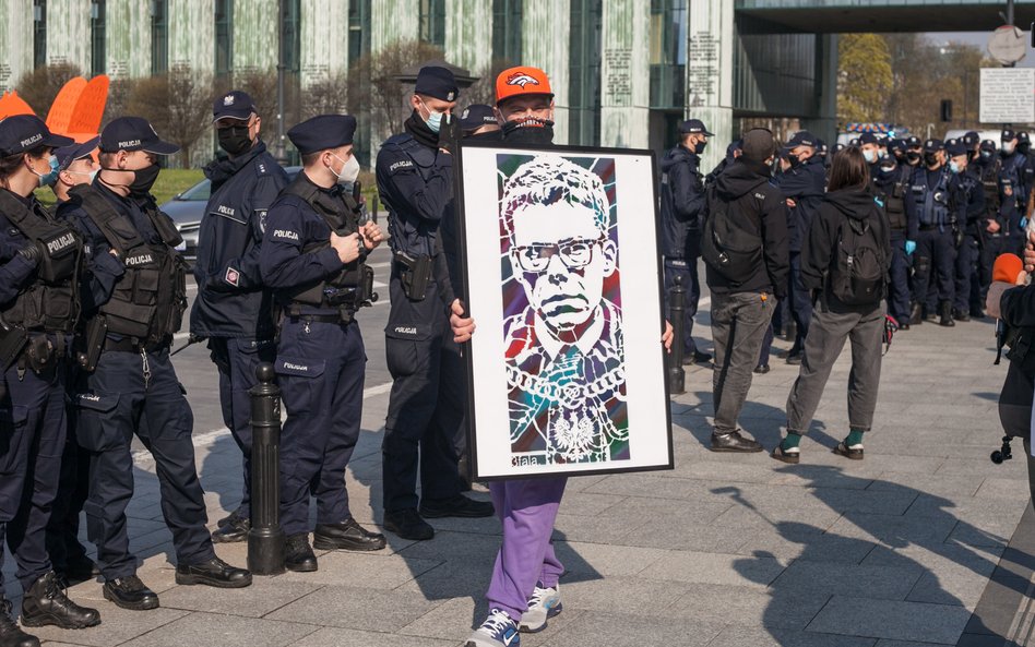 Protest pod Sądem Najwyższym