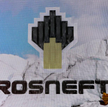 Rosneft stracił połowę zysku
