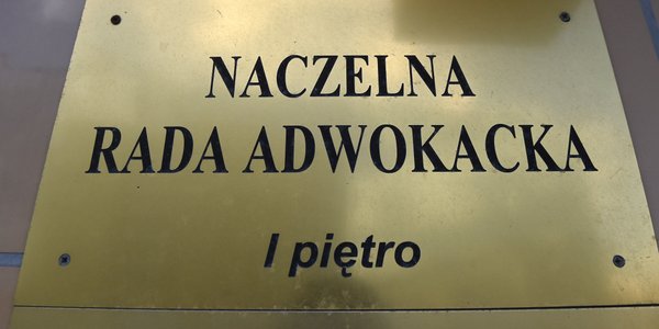 Adwokatura alarmuje: w Polsce jest coraz mniej lekarzy sądowych