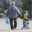 Czy osoby w podeszłym wieku mogą adoptować dziecko ?