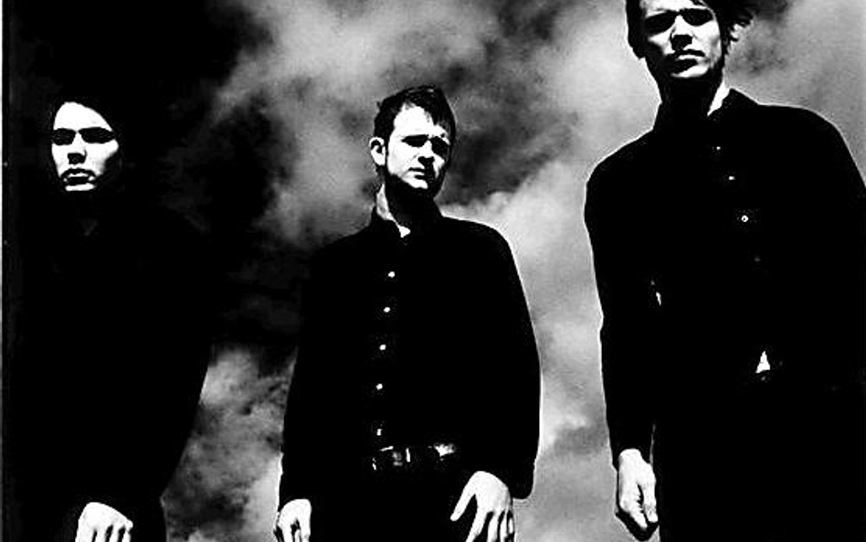 White Lies będzie miksować swój set