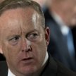 Sean Spicer wciąż chce opuścić Donalda Trumpa