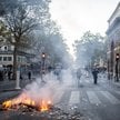Francja pogrąża się w politycznych sporach. Po zamieszkach wrze jeszcze mocniej