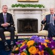 Przewodniczący Izby Reprezentantów Kevin McCarthy i prezydent Joe Biden