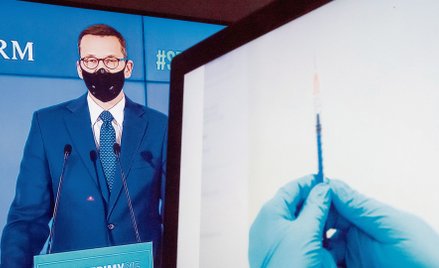 Na razie pandemia nie szkodzi PiS. Jeśli szczepionki nie okażą się jednak do końca skuteczne albo sy