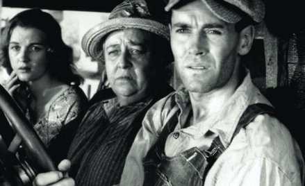 Kadr z filmu „Grona gniewu” – na pierwszym planie Henry Fonda