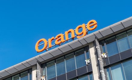 Orange Polska zaczyna opływać w gotówkę. Zarząd podnosi cele
