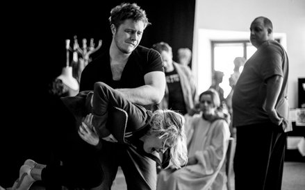 Maria Stuart - najnowsze przedstawienie warszawskiego Teatru Ateneum w reżyserii Agaty Dudy Gracz w 