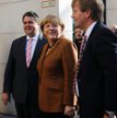 W negocjacjach koalicyjnych na temat niemieckiej polityki europejskiej uczestniczyli kanclerz Angela