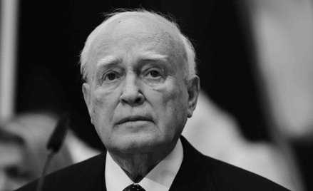 Karolos Papoulias