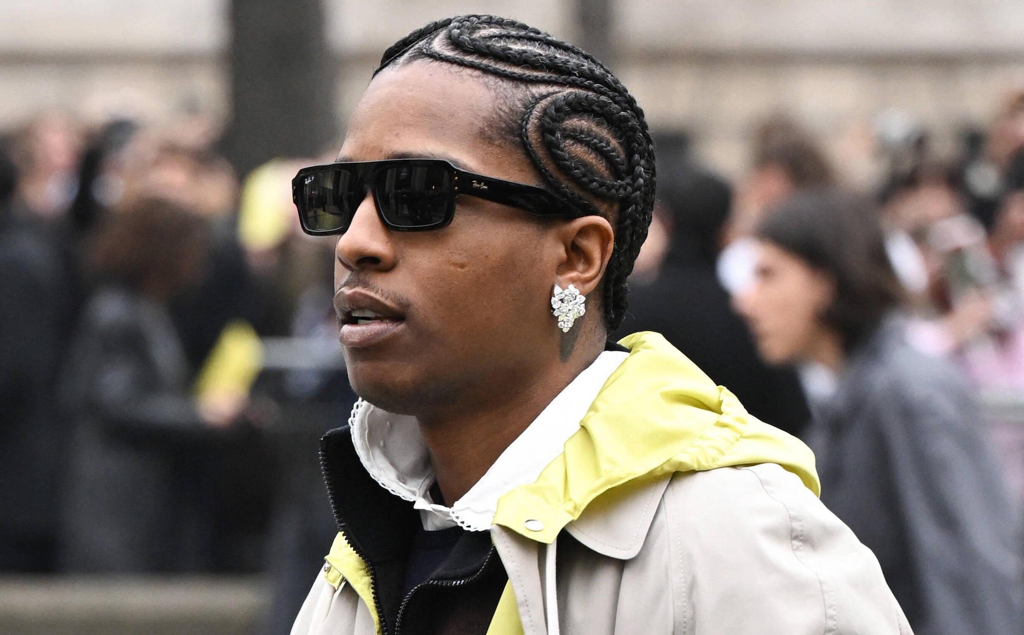 Ray-Ban zaczyna rewolucję. Ikony świata stylu w całkowicie nowej odsłonie