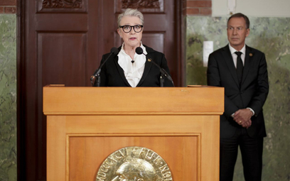 Berit Reiss-Andersen, przewodnicząca Komitetu Noblowskiego, ogłasza laureatów Pokojowej Nagrody Nobl