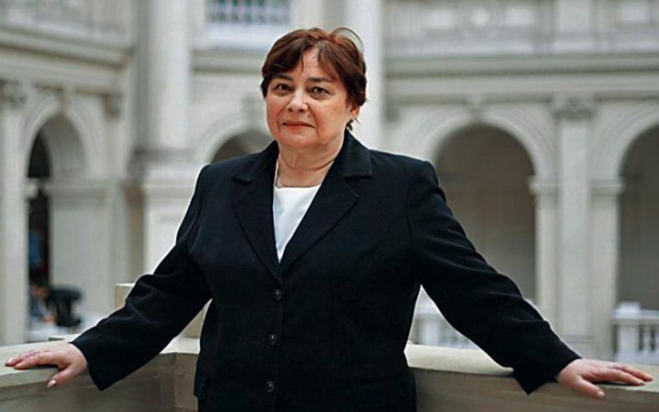 prof. Helena Kisilowska jest dziekanem Wydziału Administracji i Nauk Społecznych Politechniki Warsza