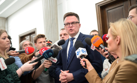 Kancelaria Szymona Hołowni twierdzi, że pracownicy Sejmu dostali już obiecane podwyżki
