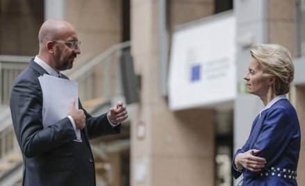 Szefowa KE Ursula von der Leyen i przewodniczący Rady Europejskiej Charles Michel