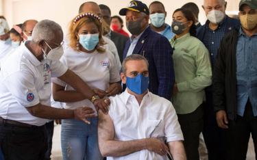 Koronawirus. Dominikana: Prezydent przyjął trzecią dawkę szczepionki na COVID