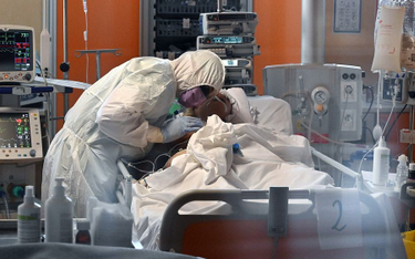 Włochy: Już ponad 7,5 tys. ofiar koronawirusa
