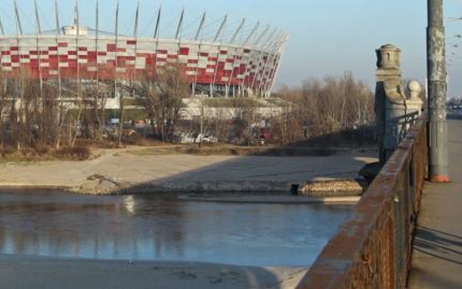 W Warszawie jest możliwość zacumowania barki czy jachtu. Ale urzędnicy przyznają, że w dość prowizor