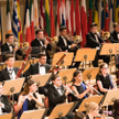 European Union Youth Orchestra, łączy wysoki profesjonalizm z ideą współpracy młodych ludzi.