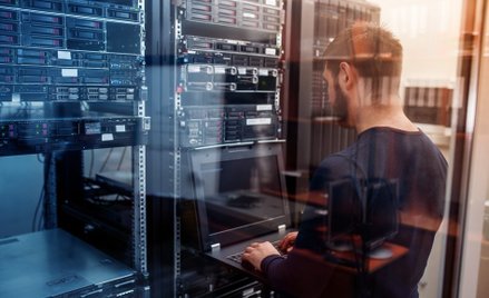 Polska przyciąga centra danych. Rośnie popyt na usługi chmurowe