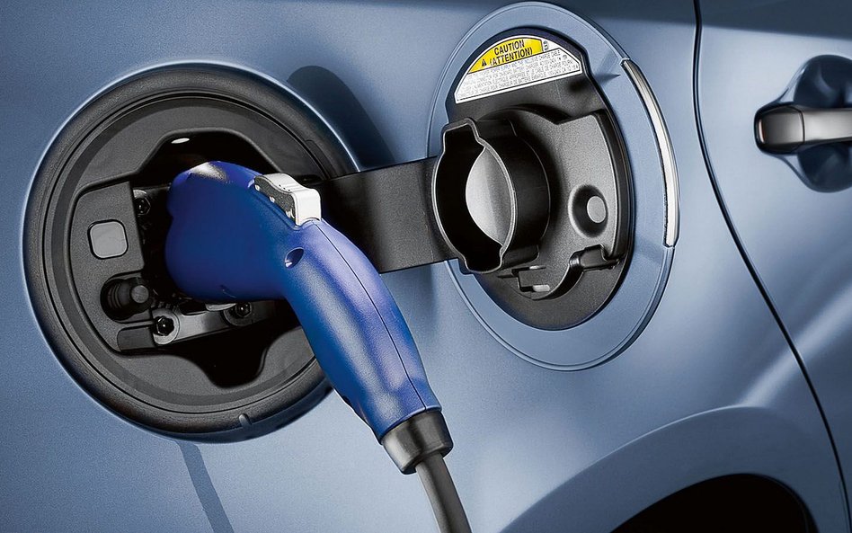 Włosi planują rekordowe dotacje do aut elektrycznych