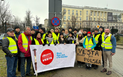 Protest pracowników Vesta Polska przed MSWiA. 12 XII 23