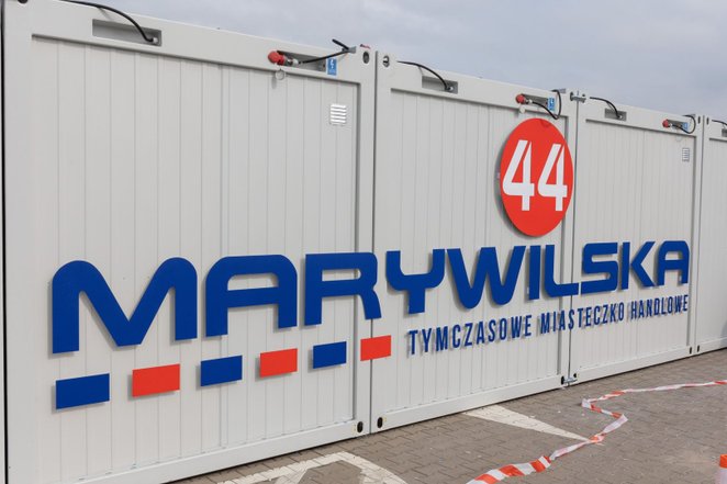 Tymczasowe kontenery Marywiskiej 44 posłużą kupcom do czasu oddania nowego obiektu