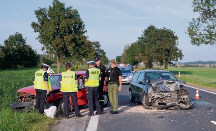 Przepisy nie określają sposobu korzystania z urlopu okolicznościowego. Można więc go udzielić policj