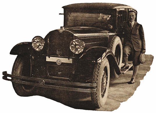 Inżynier Tadeusz Tański przy skonstruowanym przez siebie CWS T-1