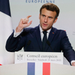 Macron ostrzega przed słowną "eskalacją" w kontaktach z Rosją