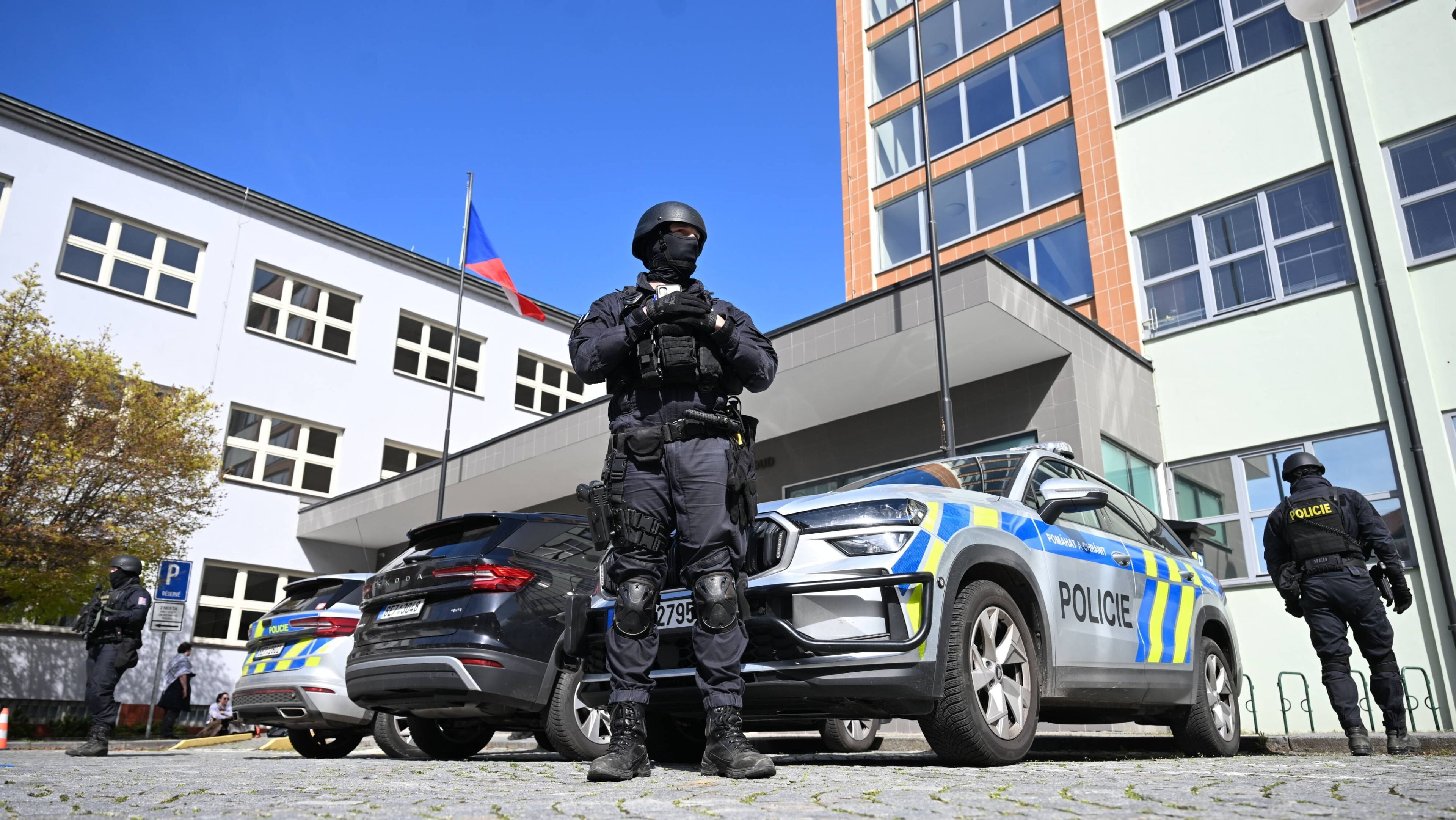 W środę na rp.pl: Poznaj tożsamość polskich sprawców podpalenia fabryki w Pardubicach 2