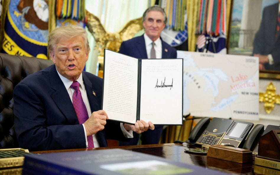 Donald Trump podpisał rozporządzenie wykonawcze zmieniające nazwę jeziora Ontario na jezioro Ameryka