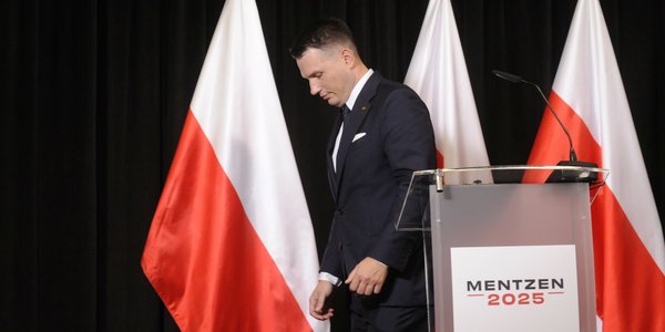 Ostanie dni partii Sławomira Mentzena. Nową Nadzieję czeka delegalizacja