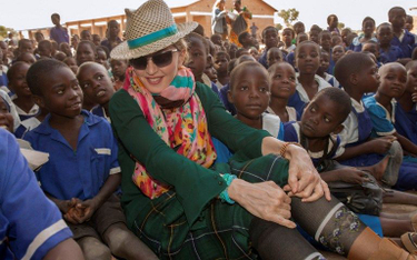 Madonna w Afryce. Chce adoptować dzieci