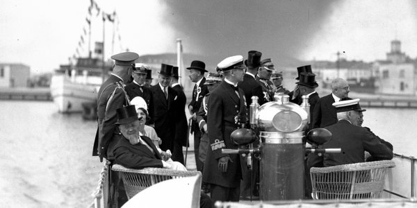 Dr Marcin Wroński: II RP była innym krajem, niż nam się wydaje. Szczególnie w obszarze gospodarczym