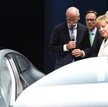Prezes Daimlera Dieter Zetsche i kanclerz Niemiec Angela Merkel