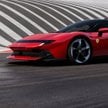 Łączna moc tego układu napędowego wynosi 1050 KM, co czyni go najmocniejszym seryjnym Ferrari w hist