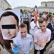 Protest KOD przed pałacem prezydenckim w Warszawie