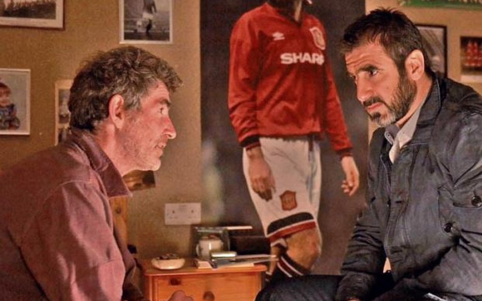 Steve Evets i Eric Cantona, czyli piłkarz i jego fan, w filmie Kena Loacha „Szukając Erica”. Od piąt