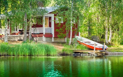 W nieodległej przyszłości domek na działce przy jeziorze może się stać prawdziwą okazją