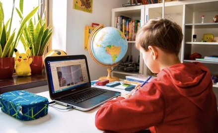 Nauka zdalna to jedna z przyczyn fali krótkowzroczności u dzieci