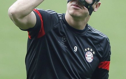 Robert Lewandowski podczas treningu na stadionie Camp Nou w Barcelonie.