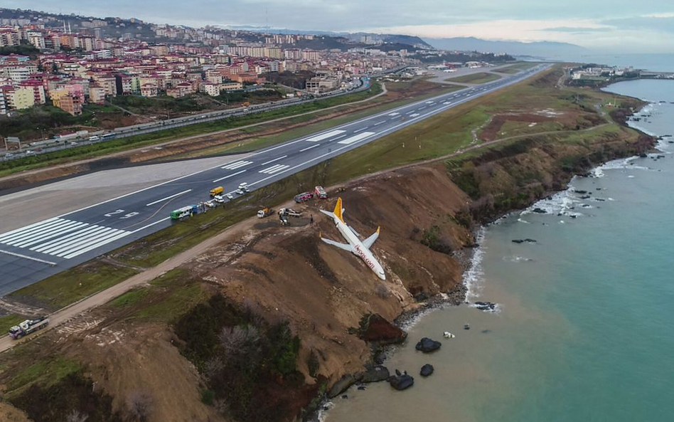 Metry od lotniczej tragedii Pegasus Airlines