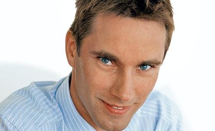 Krzysztof Stępień, GŁÓWNY ANALITYK, DYREKTOR INWESTYCYJNY OPERA TFI